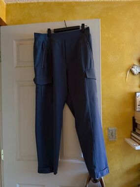 Athleta Navy Cargo Jogger Pants with Zip Pockets